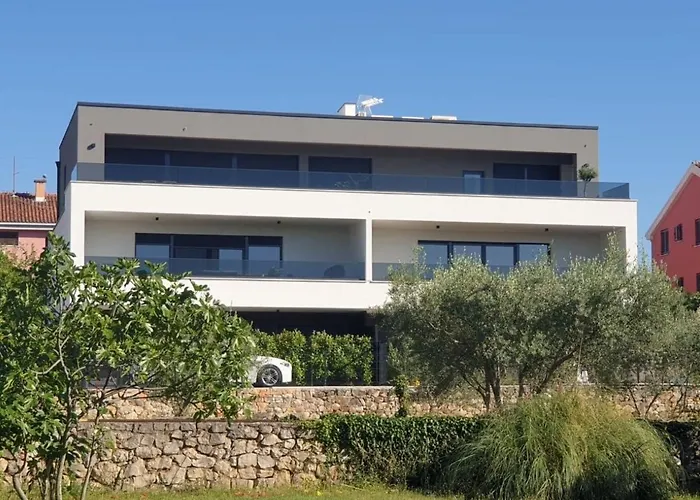 Coco Deluxe * Malinska