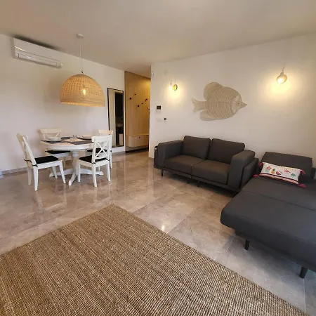 Apartment Coco De Luxe *